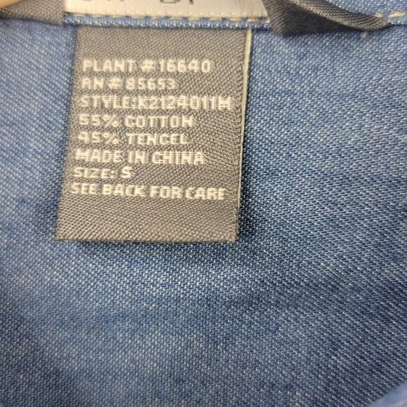 2000s CityBlues By Koret Embroidered Denim Shirt S NWT Vintage Deadstock - Picture 6 of 11